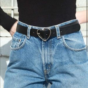 Brandy Melville black silver heart belt ❤︎